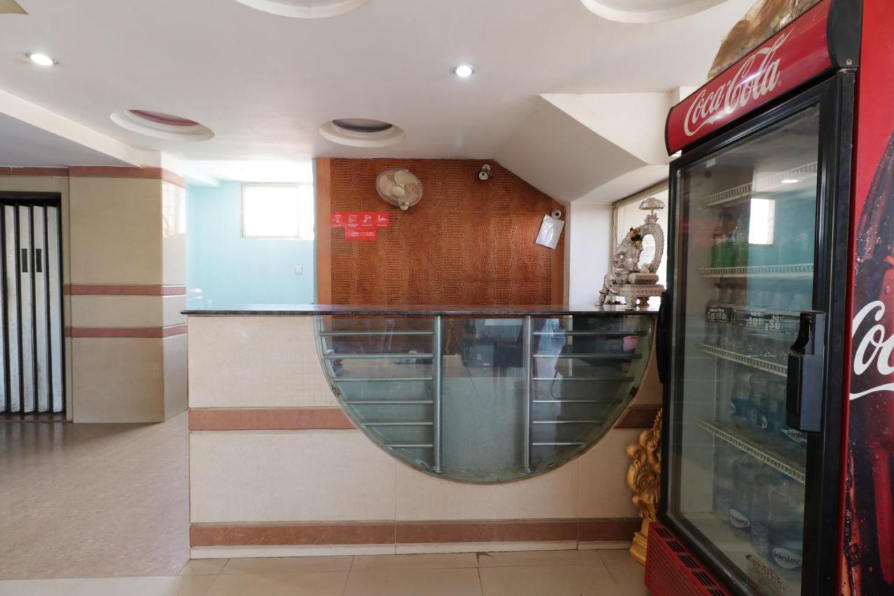 Oyo 29259 Hotel Rama Royal Nellore Luaran gambar