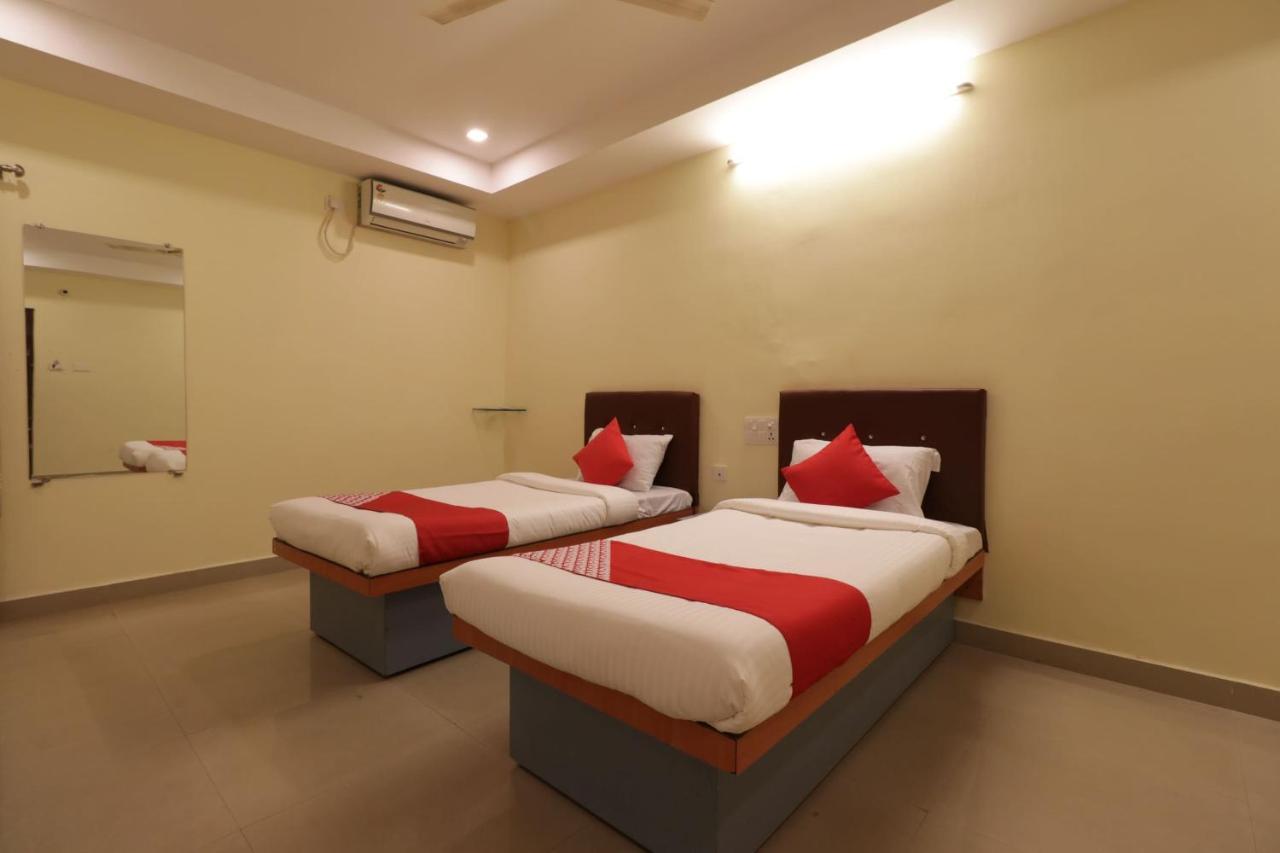 Oyo 29259 Hotel Rama Royal Nellore Luaran gambar