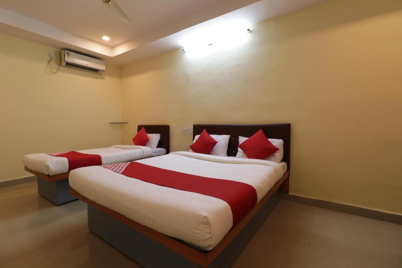 Oyo 29259 Hotel Rama Royal Nellore Luaran gambar