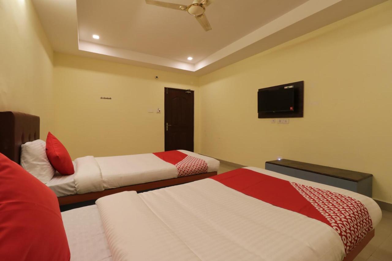 Oyo 29259 Hotel Rama Royal Nellore Luaran gambar